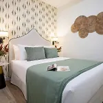 Aparthotel Genteel Patrocinio 3*