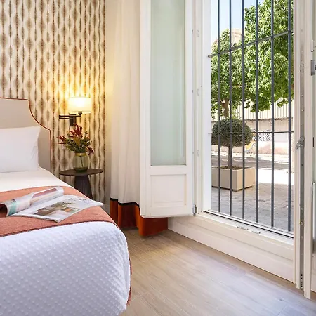 Genteel Patrocinio Aparthotel Cadiz