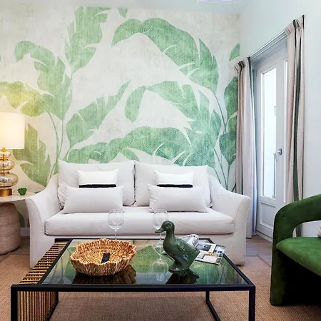 Genteel Patrocinio 3*