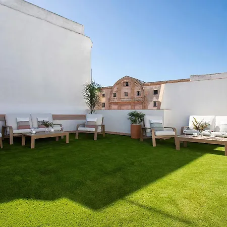 Apartmanhotel Genteel Patrocinio 3*