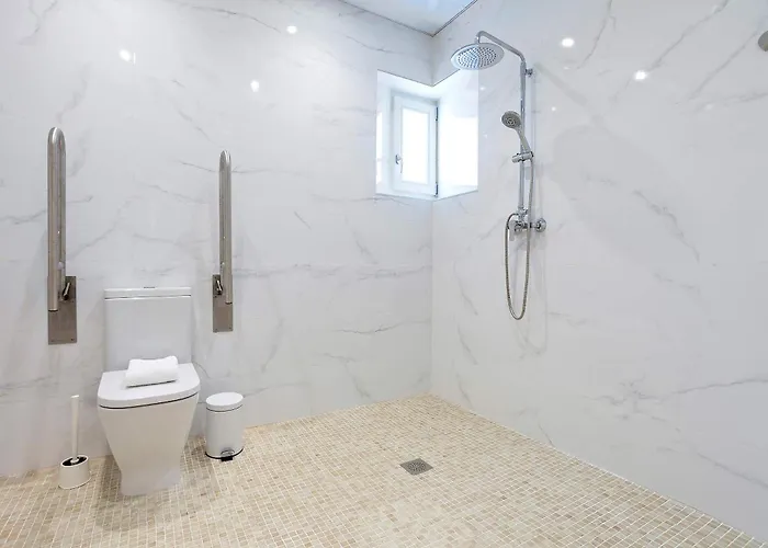 Genteel Patrocinio Apartahotel Cádiz